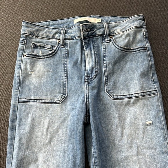 Hidden jeans - Picture 2 of 3